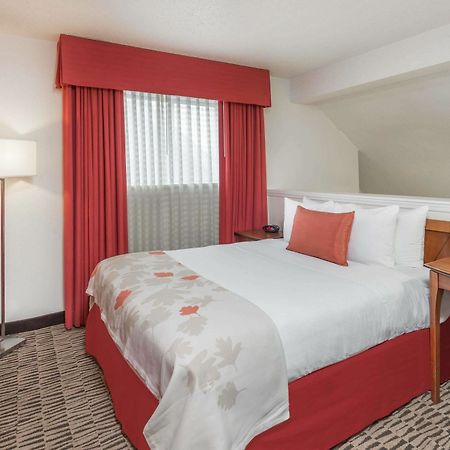 Value Suites Extended Stay - St Louis مرتفعات ميريلاند المظهر الخارجي الصورة