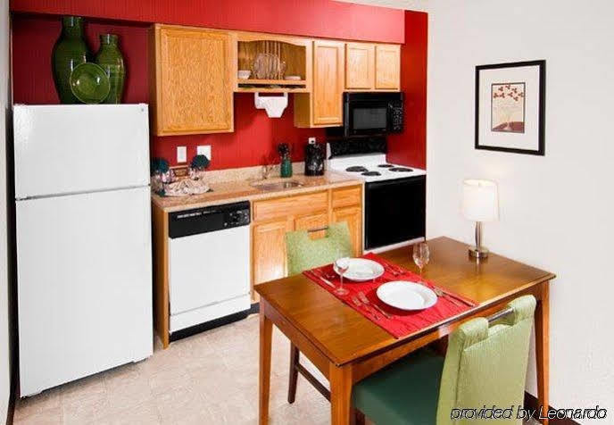 Value Suites Extended Stay - St Louis مرتفعات ميريلاند المظهر الخارجي الصورة