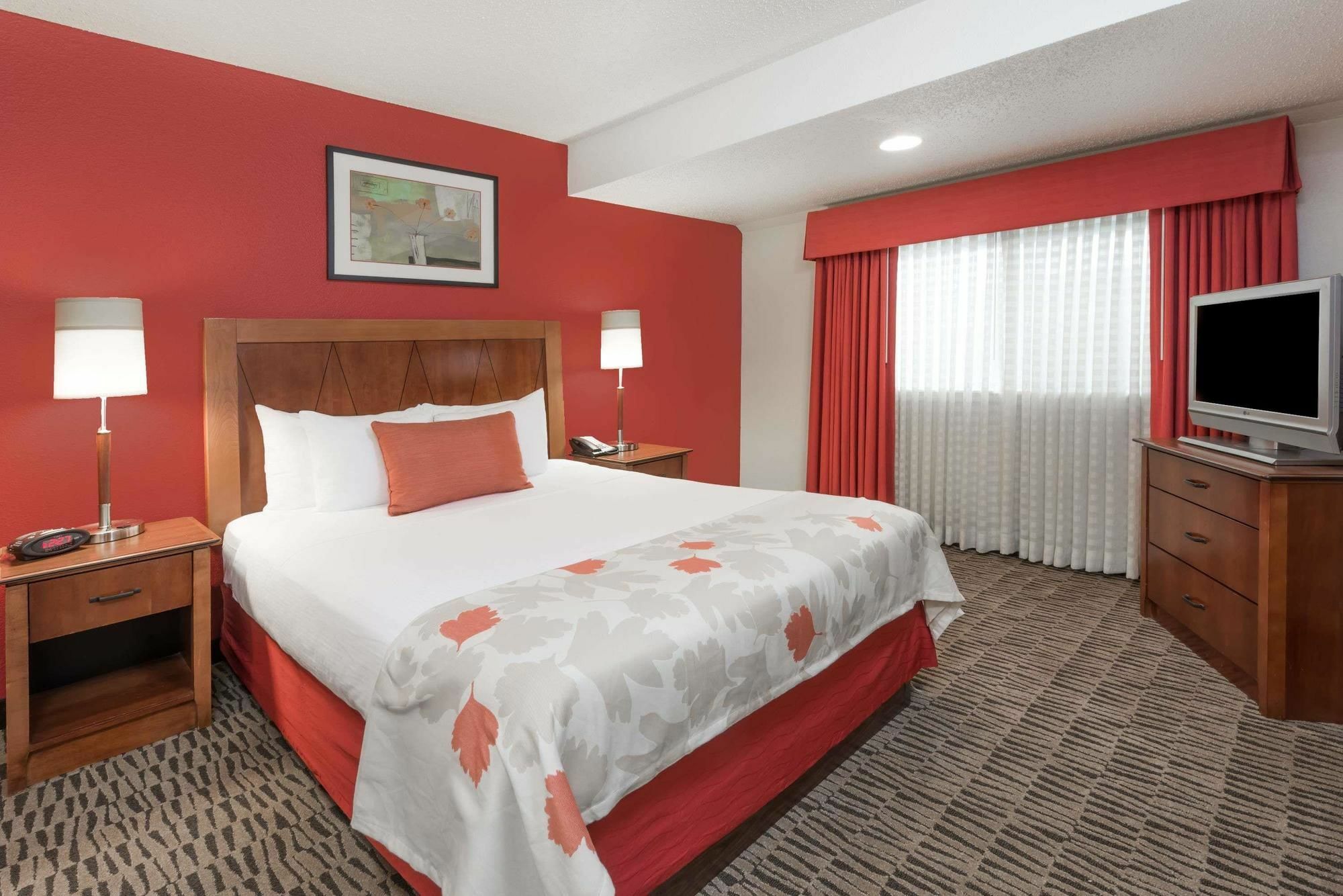 Value Suites Extended Stay - St Louis مرتفعات ميريلاند المظهر الخارجي الصورة